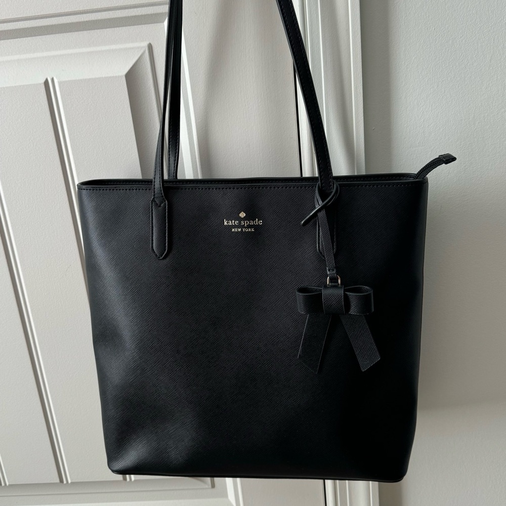 Kate Spade ♠️ Black tote